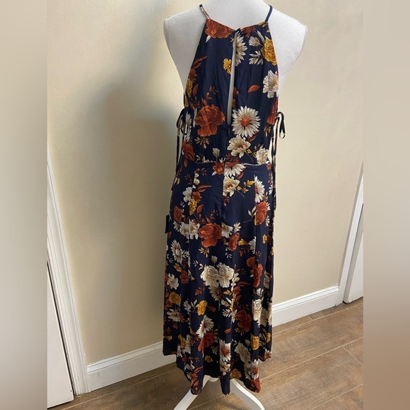 Lulus Flourishing Flirt Navy Blue Floral Cutout Halter Midi Dress Large NWT - Picture 11 of 15